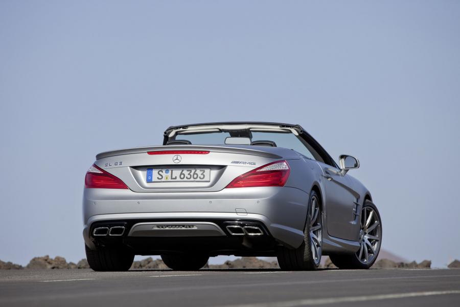  Mercedes-Benz SL63 AMG 2012 года  (фото 9 из 69)